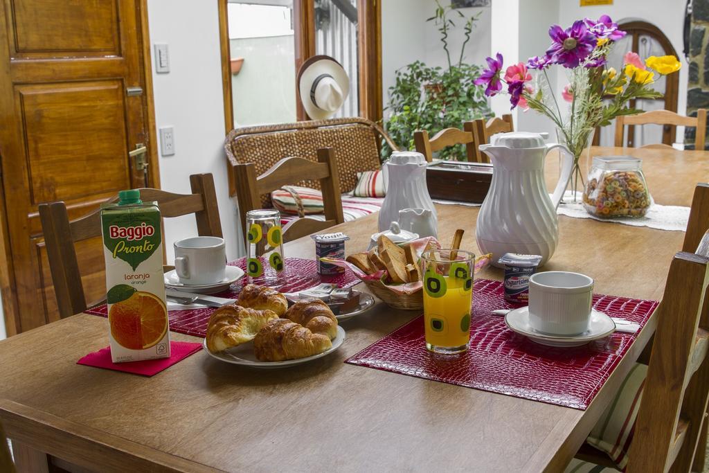 Bed And Breakfast Aijpel Ushuaia Esterno foto