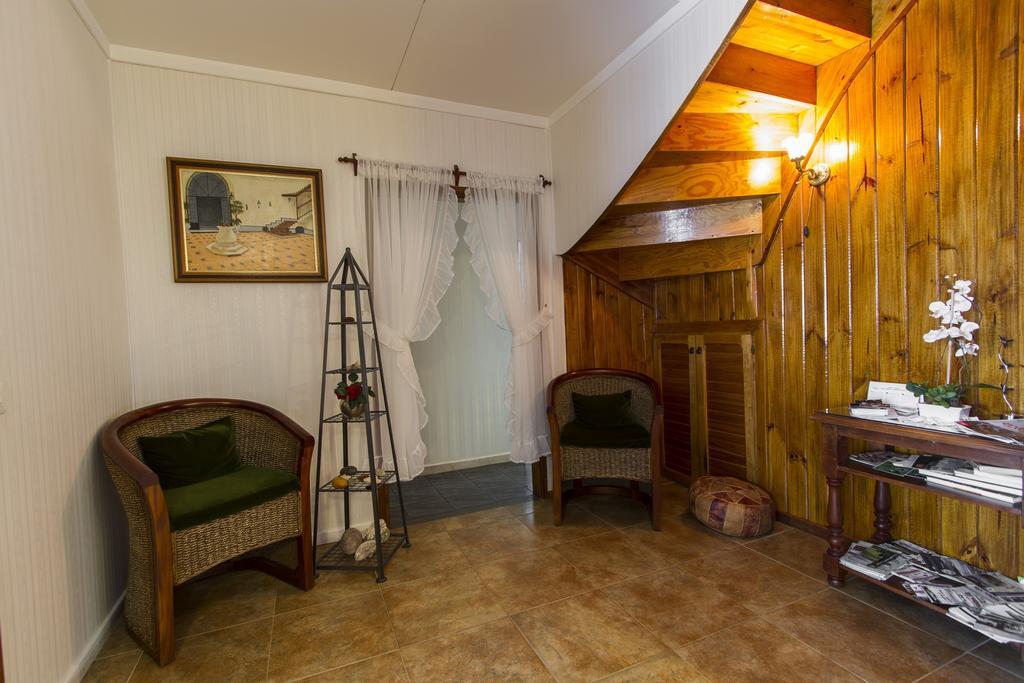 Bed And Breakfast Aijpel Ushuaia Esterno foto
